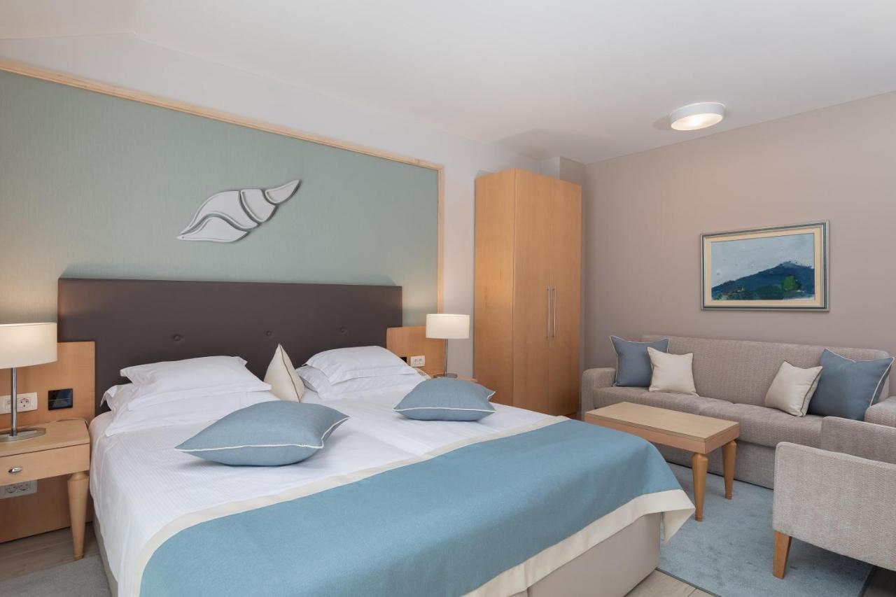 Aparthotel Flora Tučepi Εξωτερικό φωτογραφία