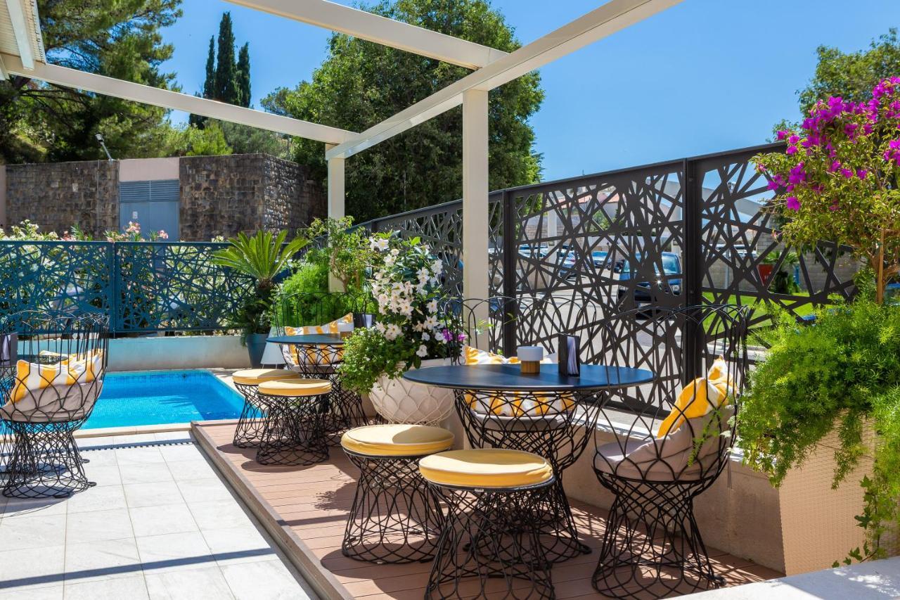 Aparthotel Flora Tučepi Εξωτερικό φωτογραφία