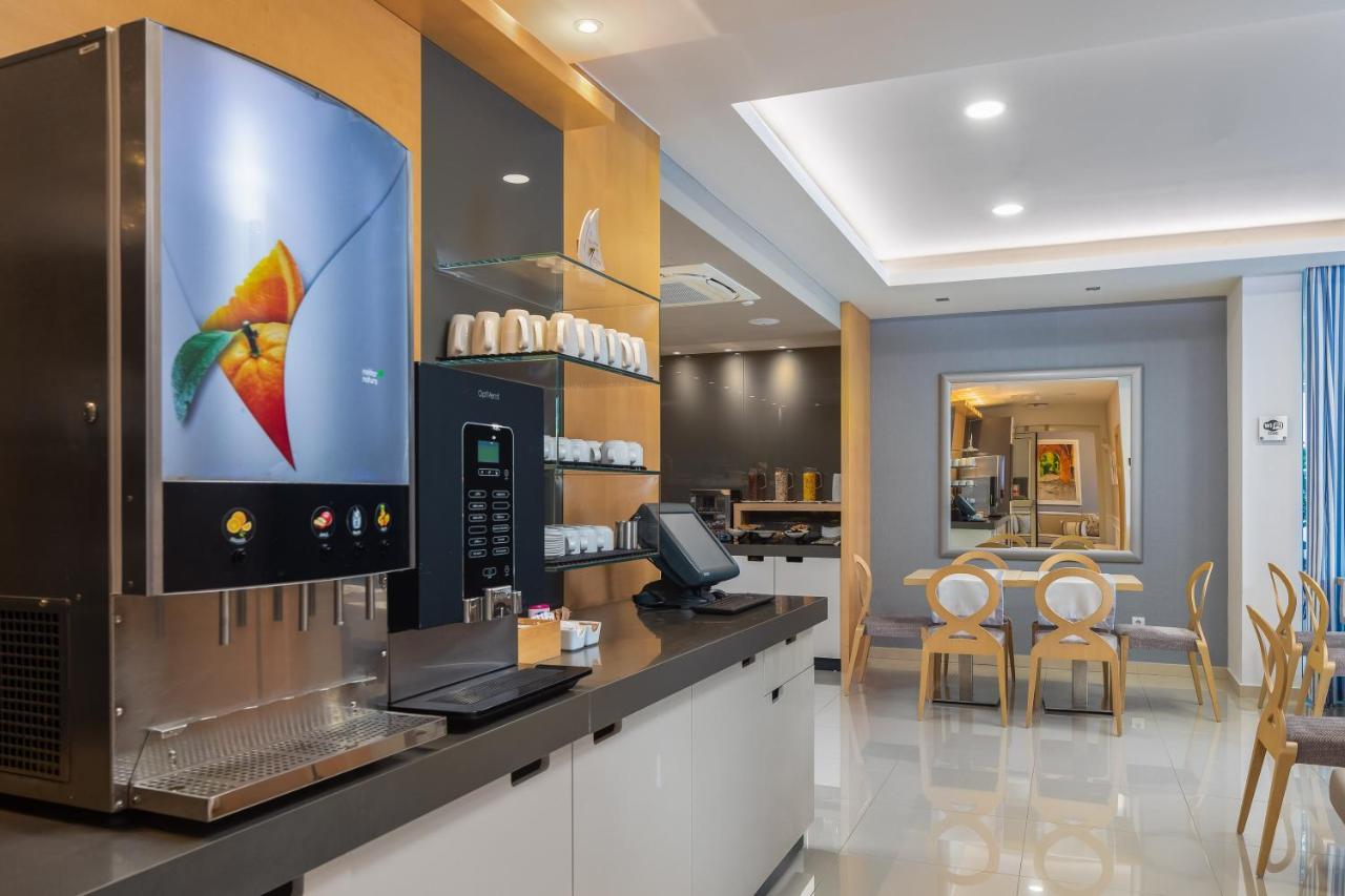 Aparthotel Flora Tučepi Εξωτερικό φωτογραφία